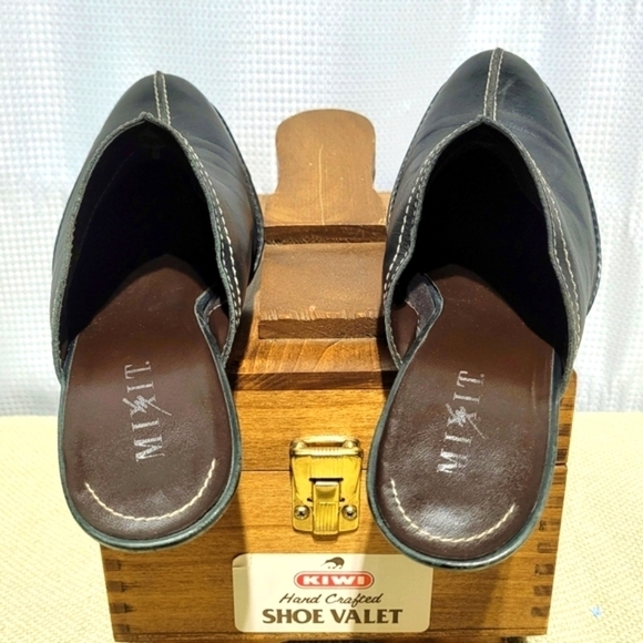 MIXIT Black Leather Heeled Clogs (9.5) - Picture 7 of 12